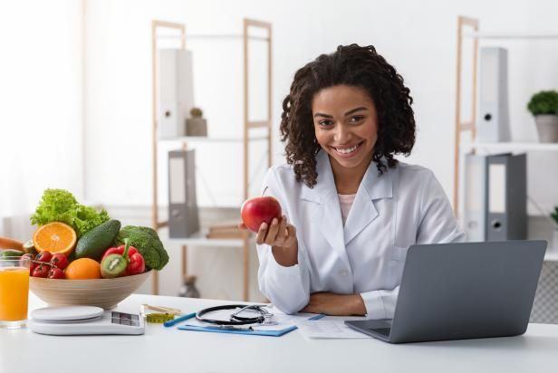 Best Diets for Women in 2025: A Simple Health Guide